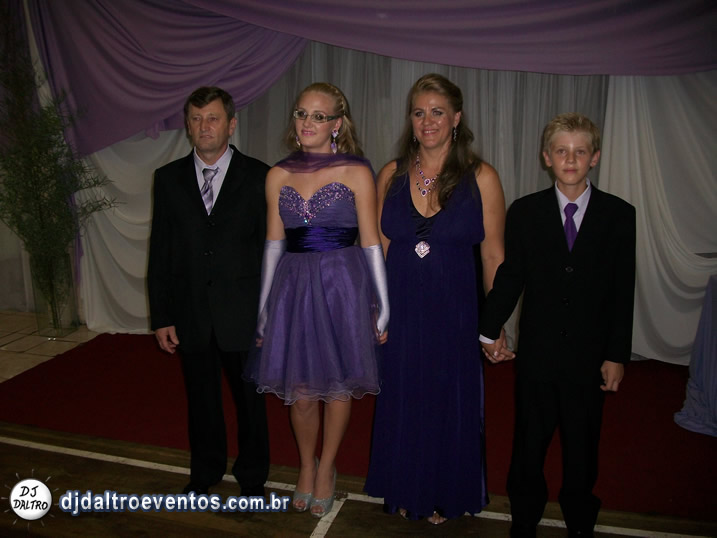 05/03/2011 – Festa de 15 Anos de Andressa – Santa Rosa/RS.