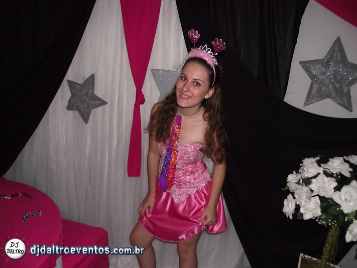 23/04/2011 – Festa de 15 Anos da Larissa – Santa Rosa/RS.